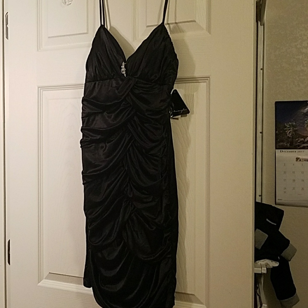 Black. Mini dress